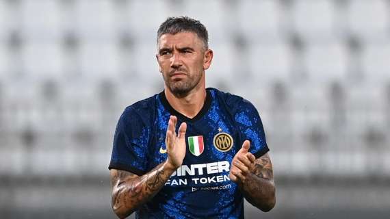 CdS - Kolarov, niente ritiro: no a un'offerta dell'Inter, addio a fine anno