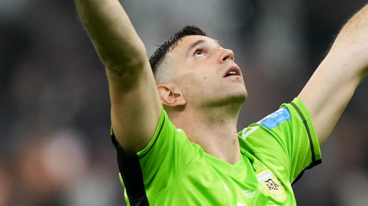 TyC Sports - Dibu Martinez nel mirino dell'Inter per il post-Sommer. L'Aston Villa vorrebbe trattenerlo ma...