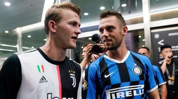De Ligt: "Inter rivale, ma io e De Vrij siamo amici. Sono i media che ci vogliono far litigare"