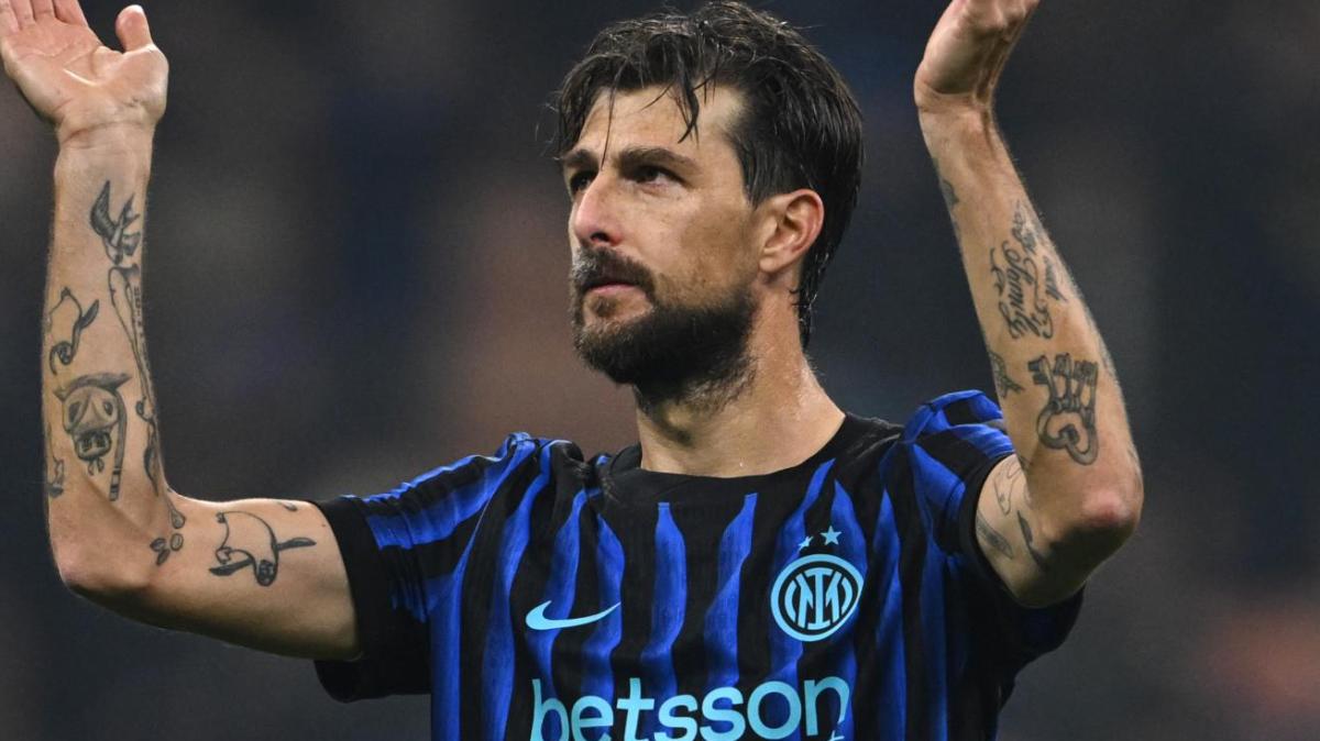 Corsera - Inter, da capire che rivoluzione sarà. Acerbi tentato dall'Al-Hilal, nel mirino resta Maignan