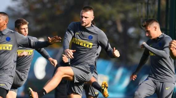 FOTO - Rifinitura per l'Inter alla Pinetina: riecco Milan Skriniar con il gruppo