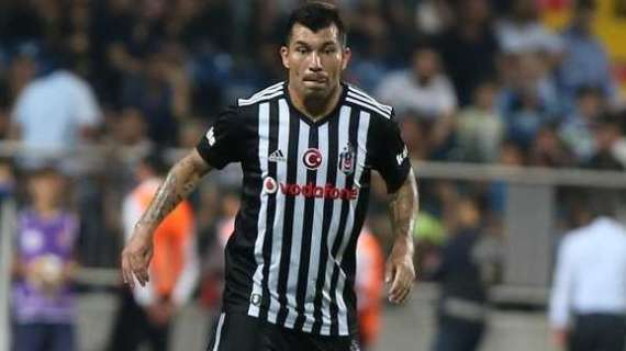 Dall'Argentina - Medel, agli sgoccioli l'avventura il Turchia: pronto il ritorno al Boca Juniors