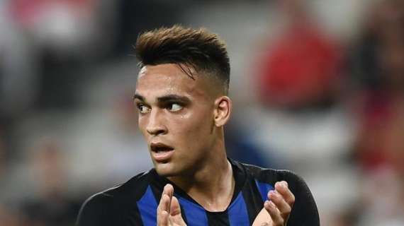 Lautaro in mixed: "Voglio dimostrare di meritare questa maglia. Gioco meglio da prima punta, ma mi adatto alle richieste di Spalletti"