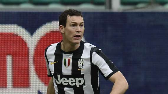 Lichtsteiner bis: "Grazie ai miei ex compagni"