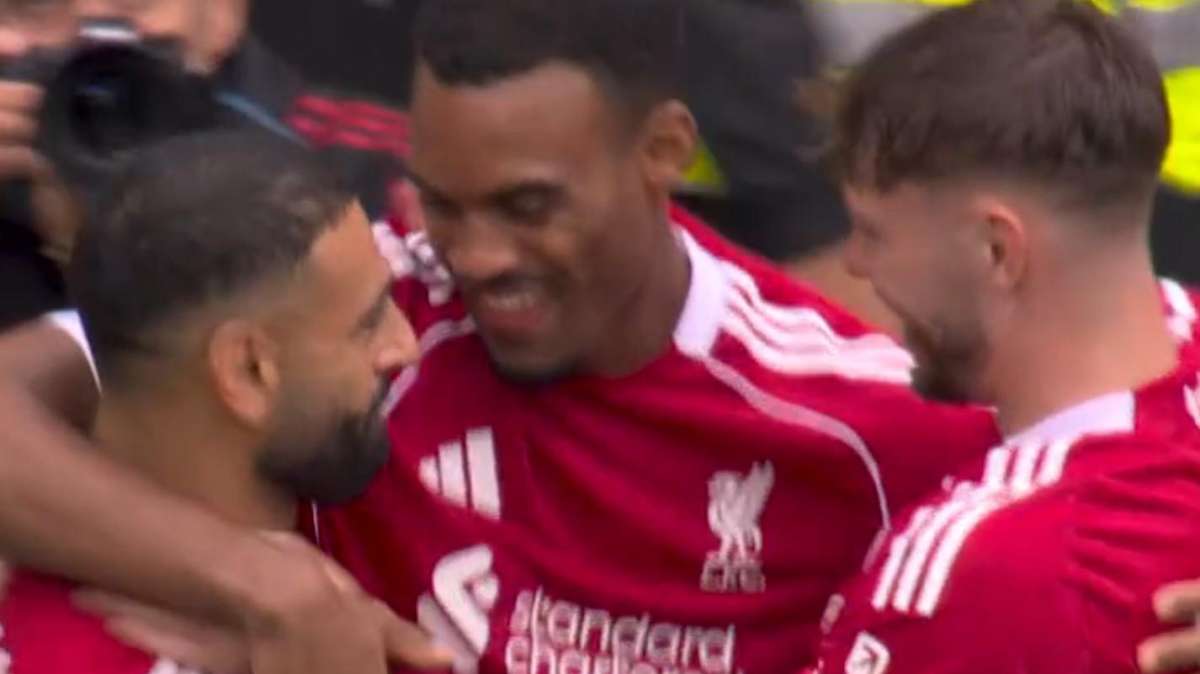 Il Liverpool fa cinquina in Premier League: superato 2-1 l'Everton nel derby della Merseyside