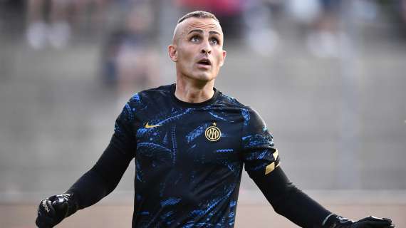 Cordaz se la ride con Brozovic: "Mi definisce uomo squadra perché non sa l'italiano"