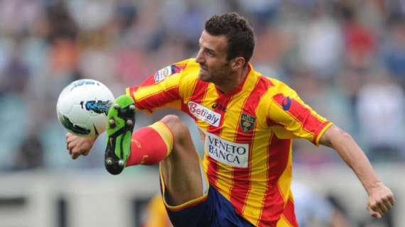 Lecce, guai in difesa: Esposito out per 10 giorni