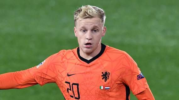 United, Van de Beek: "Onana portiere e persona fantastica. Le mie aspettative su di lui sono alte"