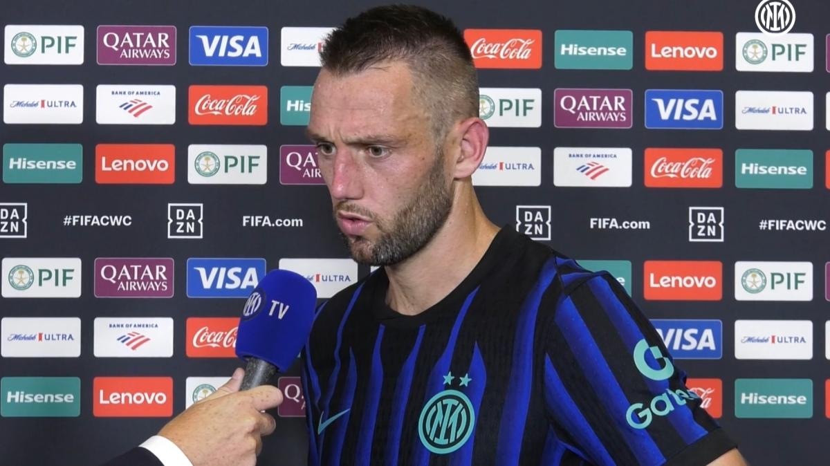 Il Feyenoord sogna il ritorno di De Vrij. Ma il Fenerbahçe vuole ricomporre la coppia con Skriniar