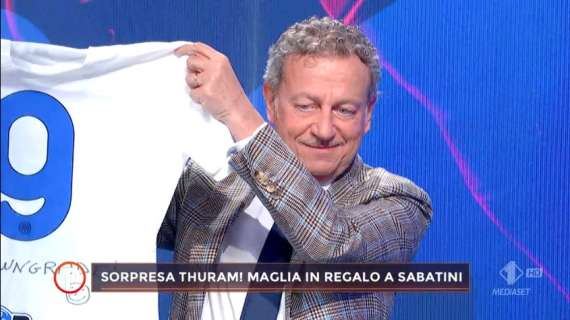 "Ciao downgrade", Thuram regala la sua maglia con dedica a Sabatini