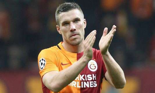 VIDEO - Podolski, gol da urlo nella tripletta di coppa