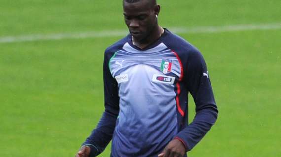 Lo spogliatoio del City è già contro Balotelli