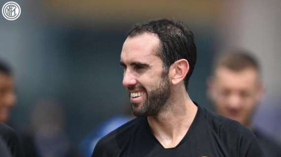 Godin, prima seduta con l'Inter: "Tanta voglia ed entusiasmo"