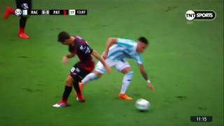 VIDEO - Lautaro Martinez è uno spettacolo: splendido gol nel 5-0 del Racing e giocata funambolica