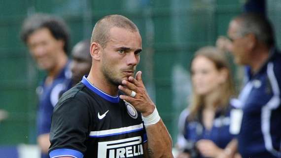 Sneijder-ManU, Gill dice: "Top-player? C'è tempo"