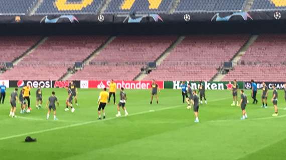 FOTOGALLERY - Inter in campo a Barcellona: allenamento della vigilia al Camp Nou 