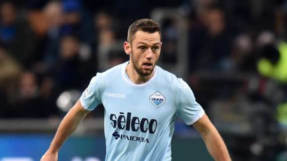 GdS - De Vrij, l'Inter insiste con la stessa offerta: 4 milioni all'anno. Ma occhio al Barcellona