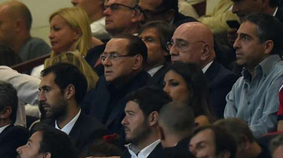 Milan, Berlusconi a San Siro. E può restare proprietario