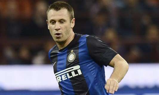 Cassano rapisce San Siro: poi quei gesti ai tifosi...