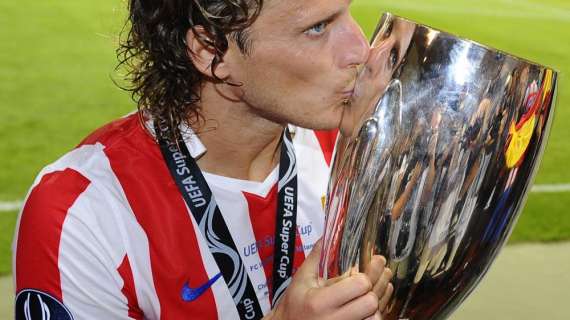 "Buonuscita Forlán, presto l'accordo con l'Atlético"