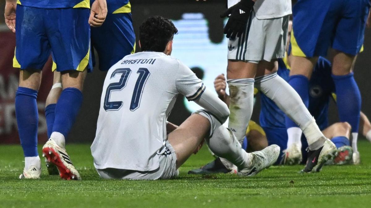 Il Corsport si mette dalla parte di Bastoni: "In azzurro ha compiuto il suo dovere fino in fondo". Ma il continuo rimando alla partita con la Juve...  