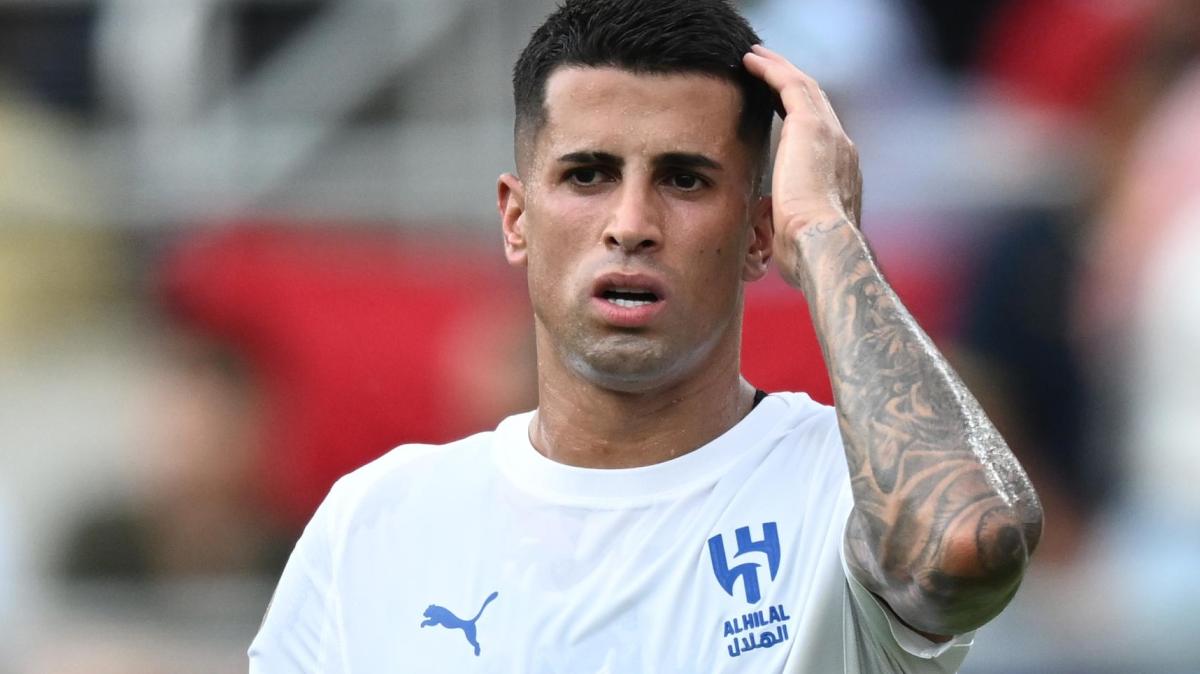 L'Inter all'Al Hilal: niente centrale se non arriva Joao Cancelo. Il portoghese vuole una risposta rapida