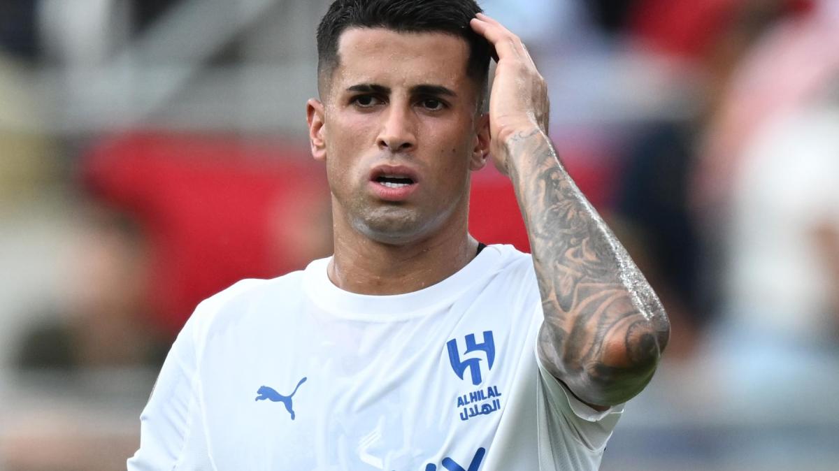 Romano: "Cancelo-Al Hilal, possibile addio a gennaio. Al momento i club di Serie A..."