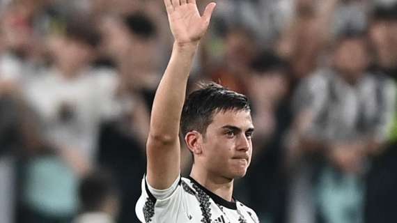 La Juve pareggia e saluta Dybala: sostituito all'80', abbraccio collettivo dei compagni