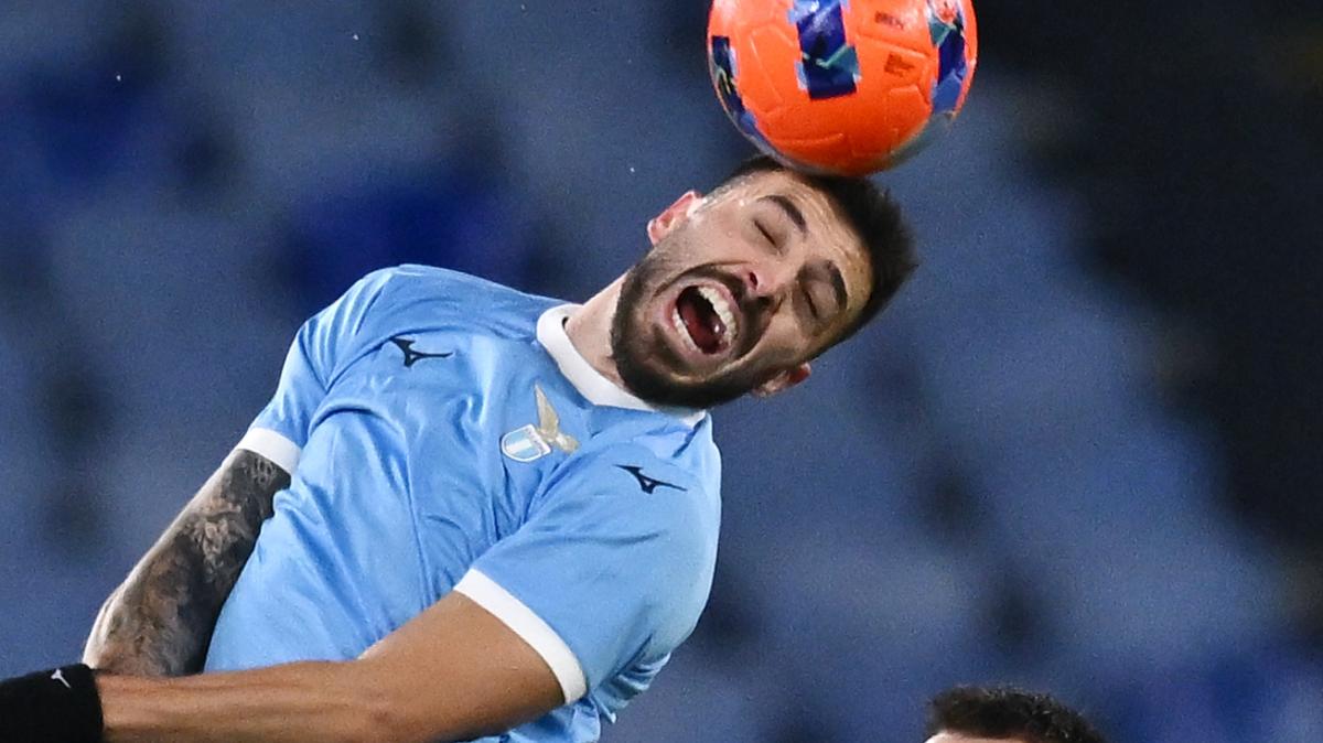 Mario Gila, corsa allargata anche alla Premier League: l'Aston Villa insidia Inter e Milan