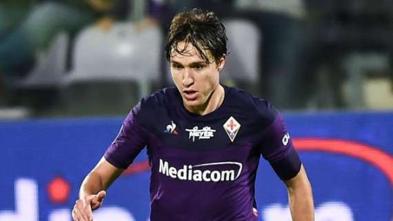 Chiesa, la Fiorentina a Natale lavorerà per il rinnovo. Ma il Psg bussa: incontro col padre