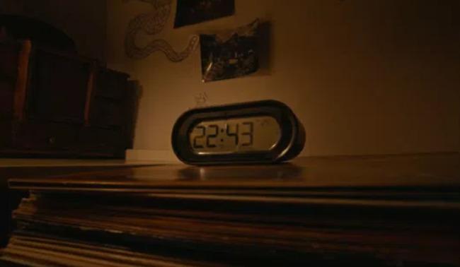 Vigilia di derby, l'Inter carica l'ambiente: nel video social spunta la sveglia con le 22.43. E la musica techno...