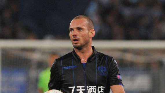 VIDEO - Sneijder sa ancora come si fa: gol gioiello con l’Al-Gharafa