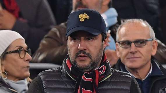 Salvini: "Abbattere San Siro un insulto a cultura e storia. Derby? Vincerà l'Inter"