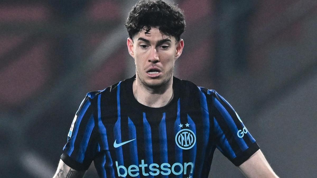 Nessuna offerta da 50 mln per Bastoni. Romano: "L'Inter non ha fatto il prezzo. E il Barça vuole anche incassare"