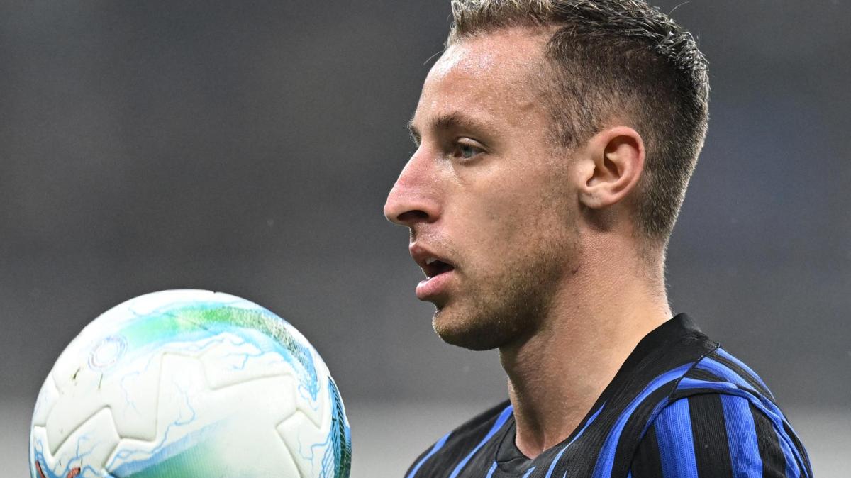 Corsera - Frattesi deluso, opzione Napoli: i costi. L'Inter guarda a destra e punta un obiettivo