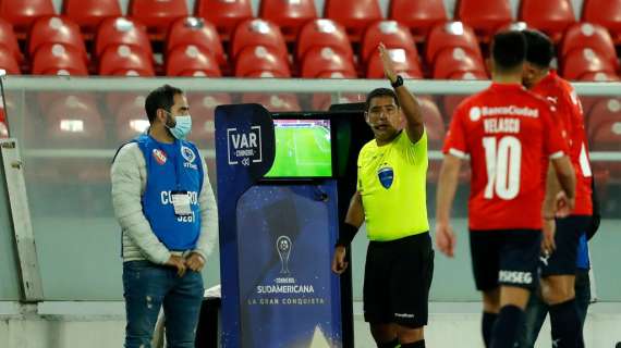 Proposta Conmebol: "Time-out durante i controlli Var"