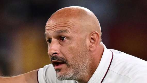 Bologna, Italiano: "Mercato aperto adesso una follia, vedo giocatori sempre al telefono coi procuratori"