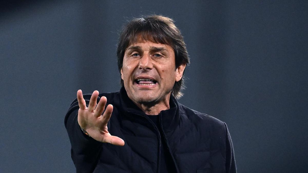 Napoli, Conte: "600 punti in Serie A? Un traguardo che ho ottenuto allenando tante squadre, mi riempie di soddisfazione" 