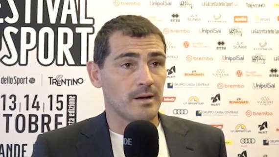 Casillas: "Dopo il derby pensavo a una crisi Milan, ora è a braccetto con l'Inter per il titolo"