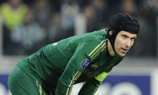 Cech vuole l'Arsenal e Abramovich potrebbe accontentarlo. Mou: "Lo terrei, ma non decido solo io"