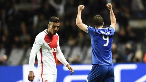 UCL - La Juve sentenzia il Monaco: 2-0, decide Higuain