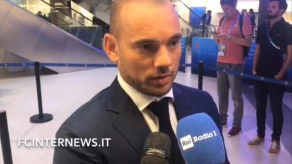 Sneijder, via da un destino pericoloso: "Da ragazzo sarei potuto entrare in ambienti criminali"