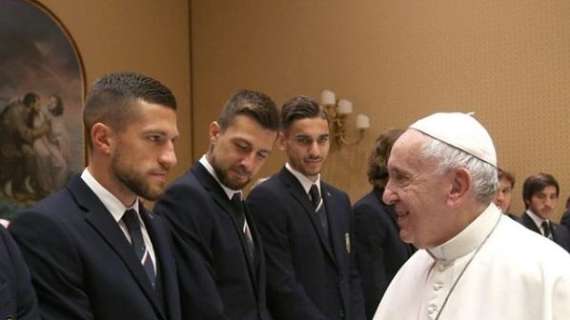 Il Papa riceve in udienza la Nazionale italiana. Biraghi: "Un grande onore"