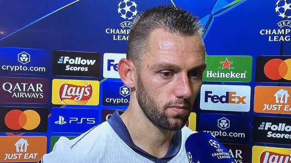 De Vrij a Prime: "Primo tempo sofferto, bravi comunque a portarla a casa, vittoria importantissima"