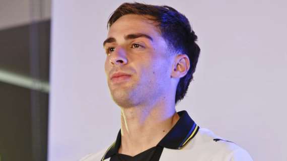 Parma, Oristanio: "Giocare con Sebastiano Esposito? Vedremo in futuro, ora siamo felici"