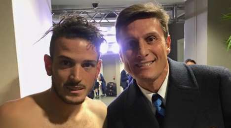 Florenzi, la sua maglia a Zanetti. E dice: "L'esempio del calcio vero"