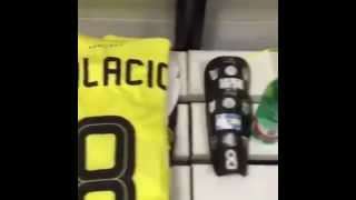 VIDEO - Inter, a Genova con la terza maglia. Eccola! 