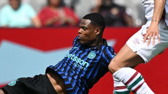 From UK - Dumfries a prezzo scontato: sfuma la possibilità per il Man. United. Anche se quest'estate...