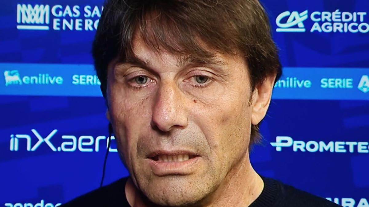Napoli, Conte: "Siamo secondi, inevitabile guardare chi sta davanti. Anche se col Parma..."