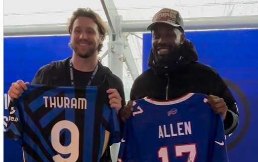 Marcus Thuram fa touchdown: scambio maglie con la stella della NFL Josh Allen